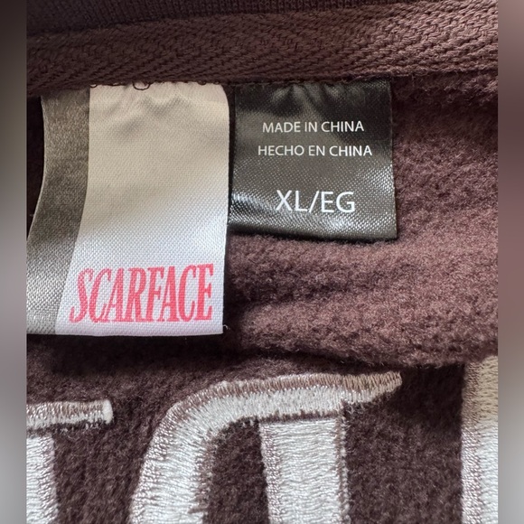 SCARFACE The World Is Yours Long Sleeve
SWEATER. He Was Tony Montana - Picture 4 of 12